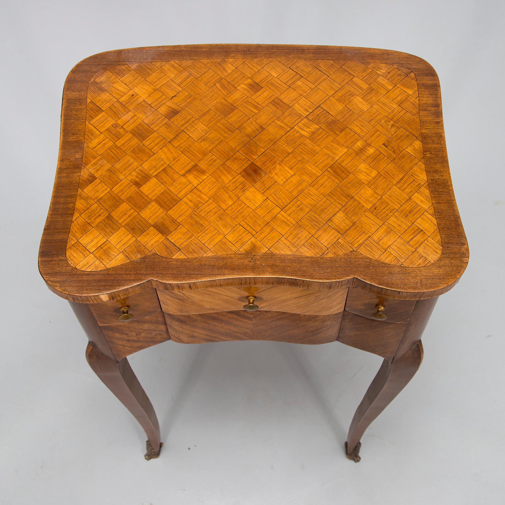 Damskrivbord, 1800-talets slut.