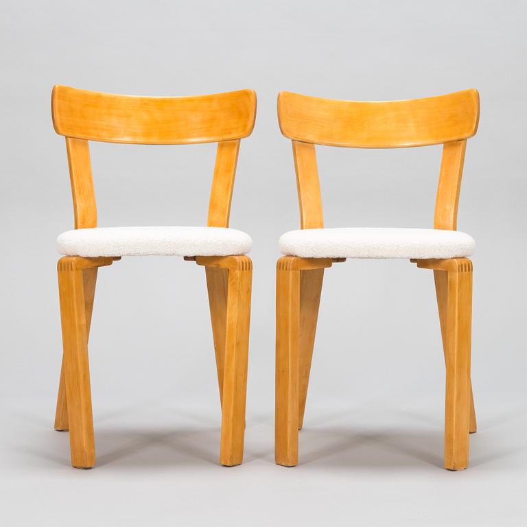 Alvar Aalto, a pair of 1940s '69' chairs for O.Y. Huonekalu- ja Rakennustyötehdas A.B.