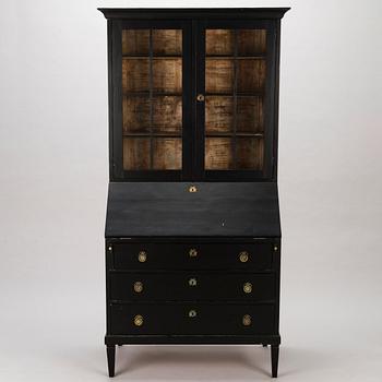 A VITRINE CABINET, ca. 1900.