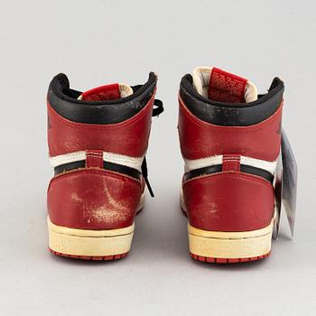 Sneakers, "Air Jordan 1 Chicago", Nike, 1985.