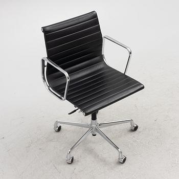 Charles & Ray Eames, office chair, "EA117", Vitra.