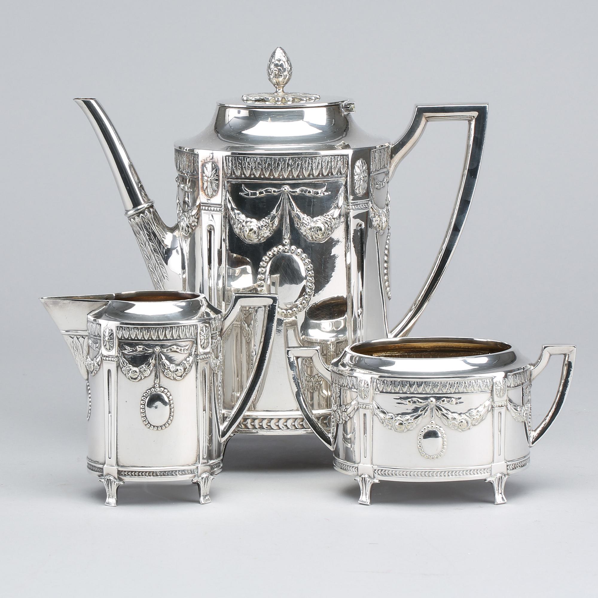 A Swedish EPNS 3 piece coffee set, first half of the 20th century.