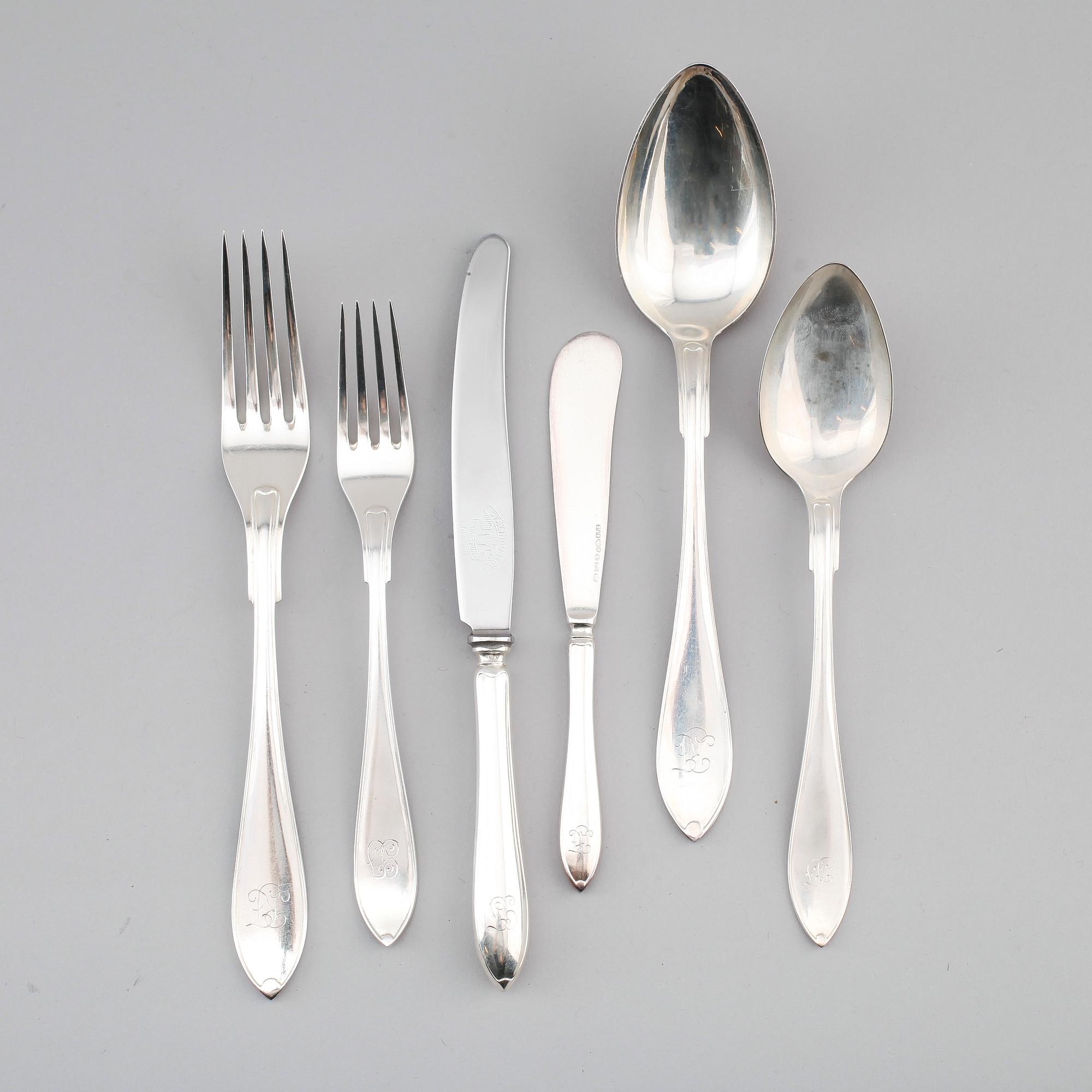 BESTICK, 39 delar snarlika, silver, GAB, Stockholm 1930/40-tal. Vikt med stålblad ca 1570 g.