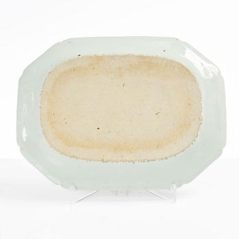 A famille rose 'Rockefeller pattern' serving dish, Qing dynasty, Qianlong (1736-95).