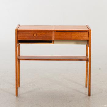 A 1950's Bjärnum dressing table.