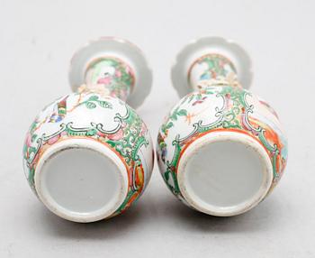 VASER, 1 par, porslin, Kina, Kanton, 1800-tal.