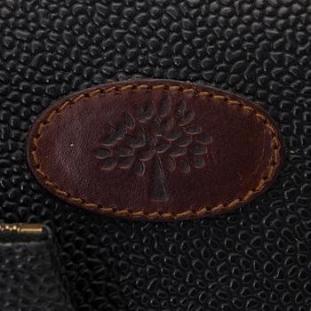 KAKSI TOILETTILAUKKUA, Mulberry.