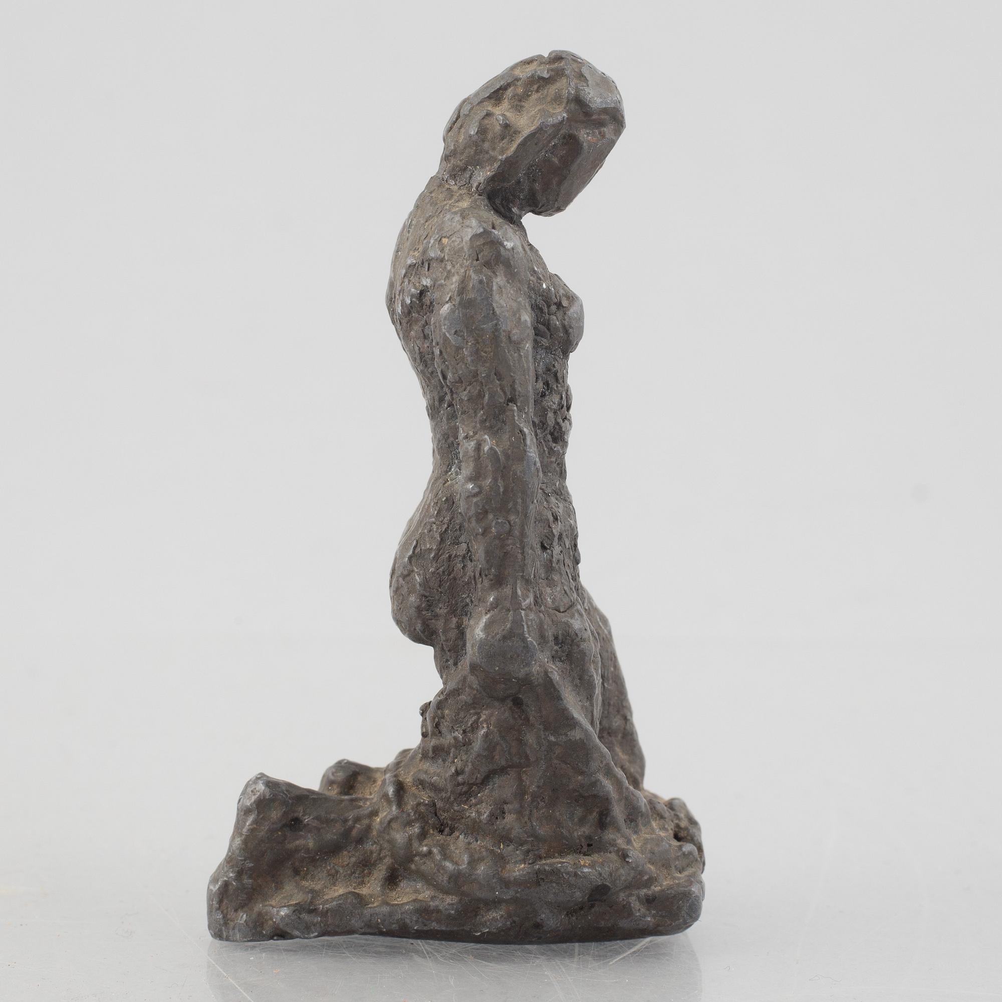 Arne Jones, Squatting Woman.