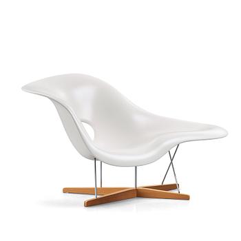 31. Charles & Ray Eames, "La Chaise", Vitra 2012.