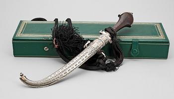 DOLK, orientalisk, silver och trä, 1900-tal.