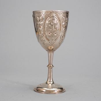 VINGLAS, sterlingsilver, Viktoriansk, Birmingham, 1872. Vikt ca 207 gram.