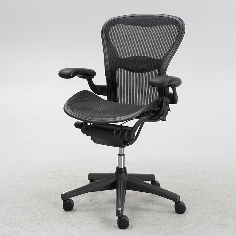 Don Chadwick/Bill Stump, skrivbordsstol, "Aeron", Herman Miller.