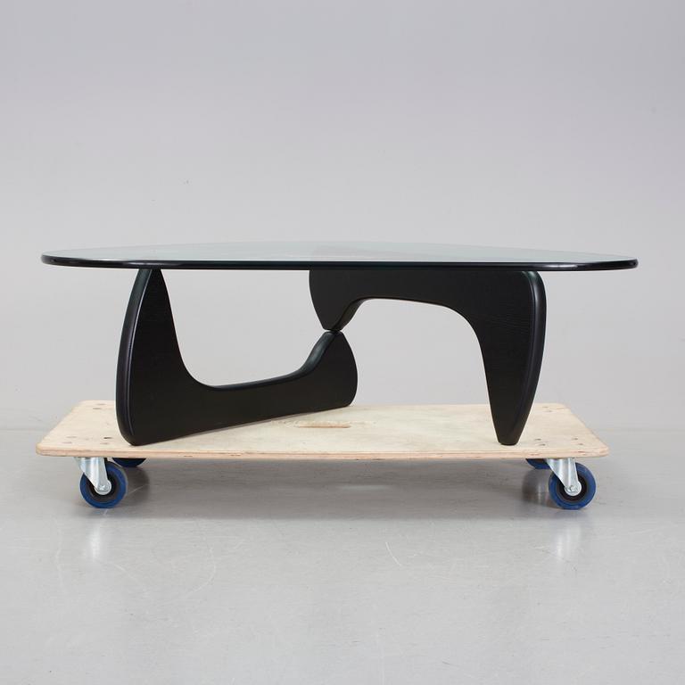 SOFFBORD, "Noguchi", Isamu Noguchi, Vitra. 1900-talets senare del.