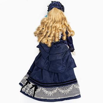 Girl doll, fashion doll, likely France, late 19th century.