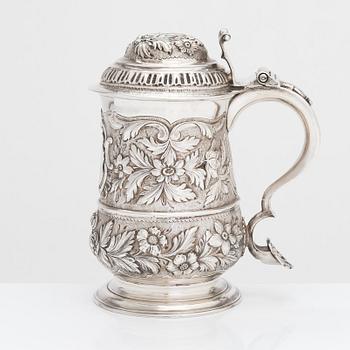 Isaac Cookson, a mid-18th-century sterling silver tankard, Newcastle, England 1752.