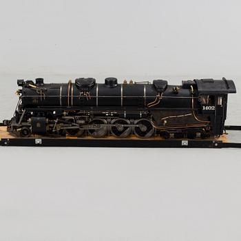 MODELL AV ÅNGLOK, med tender, "4-8-4 Western Maryland 1402", tillverkad av Gunnar Eriksson, spårvidd 3,5 tum.