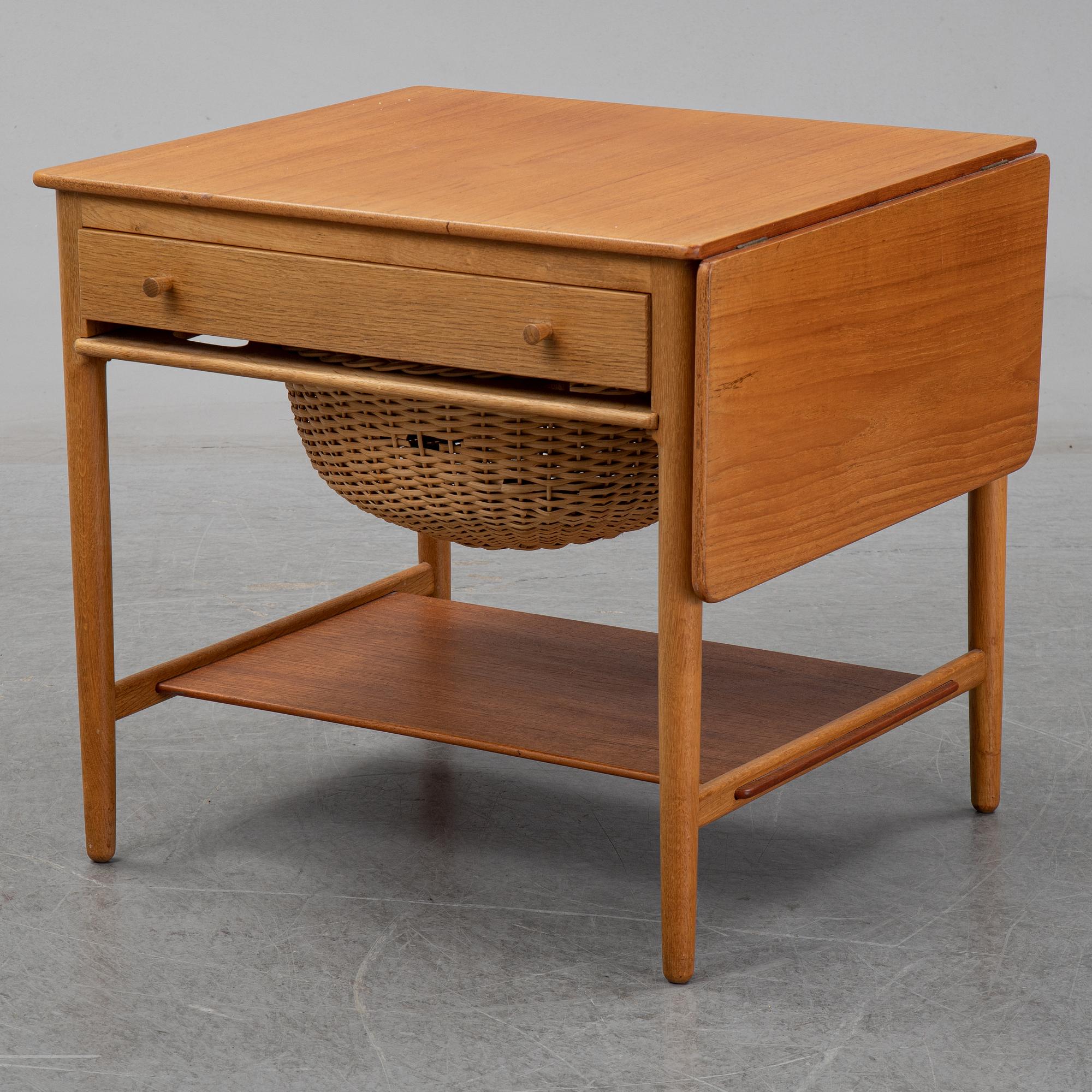 HANS J WEGNER, an oak sewing table HANS J WEGNER, an oak sewing table