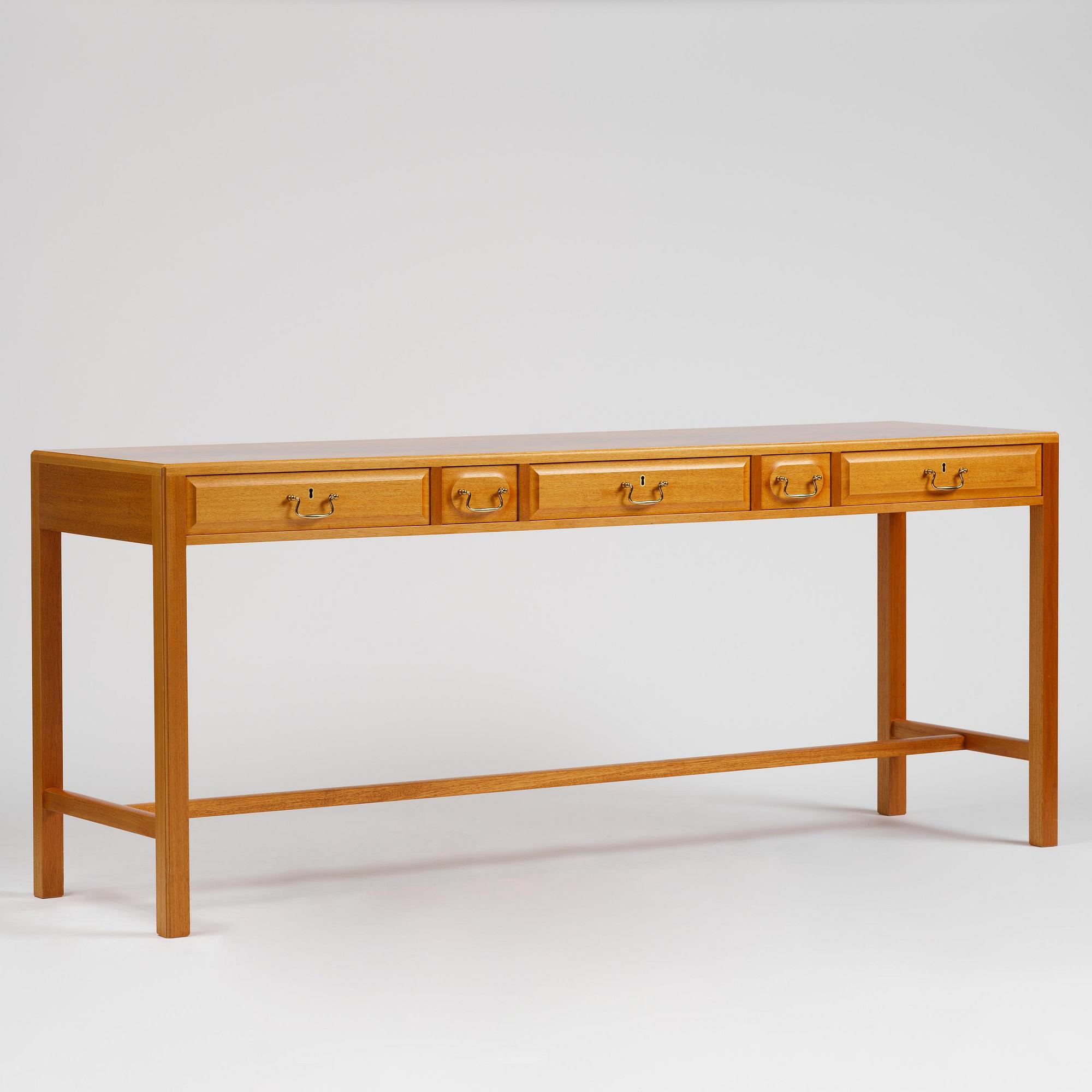 Josef Frank, sideboard, modell B 821, Firma Svenskt Tenn, efter 1985.
