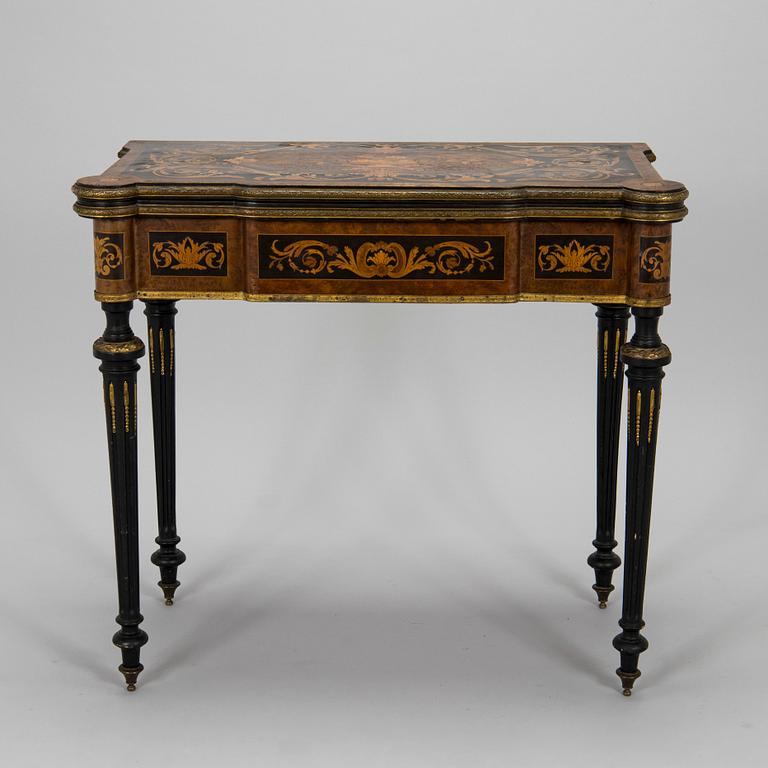 Game table, probably France, 19th century.