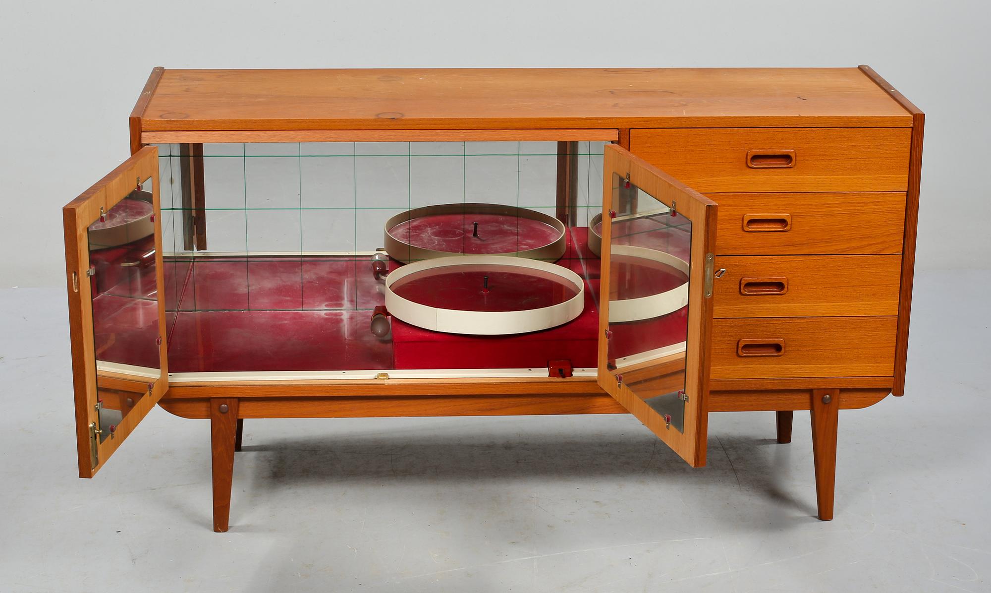 SIDEBOARD, 1950/60-tal.