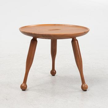 Josef Frank, a walnut 'Knappen' stool, model 2156, Svenskt Tenn, Sweden, post 1985.