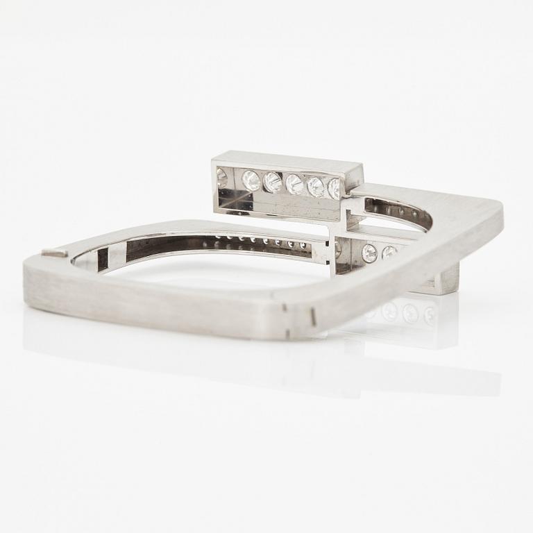 TRUDEL a bangle likely designed by KURT AEPLI.