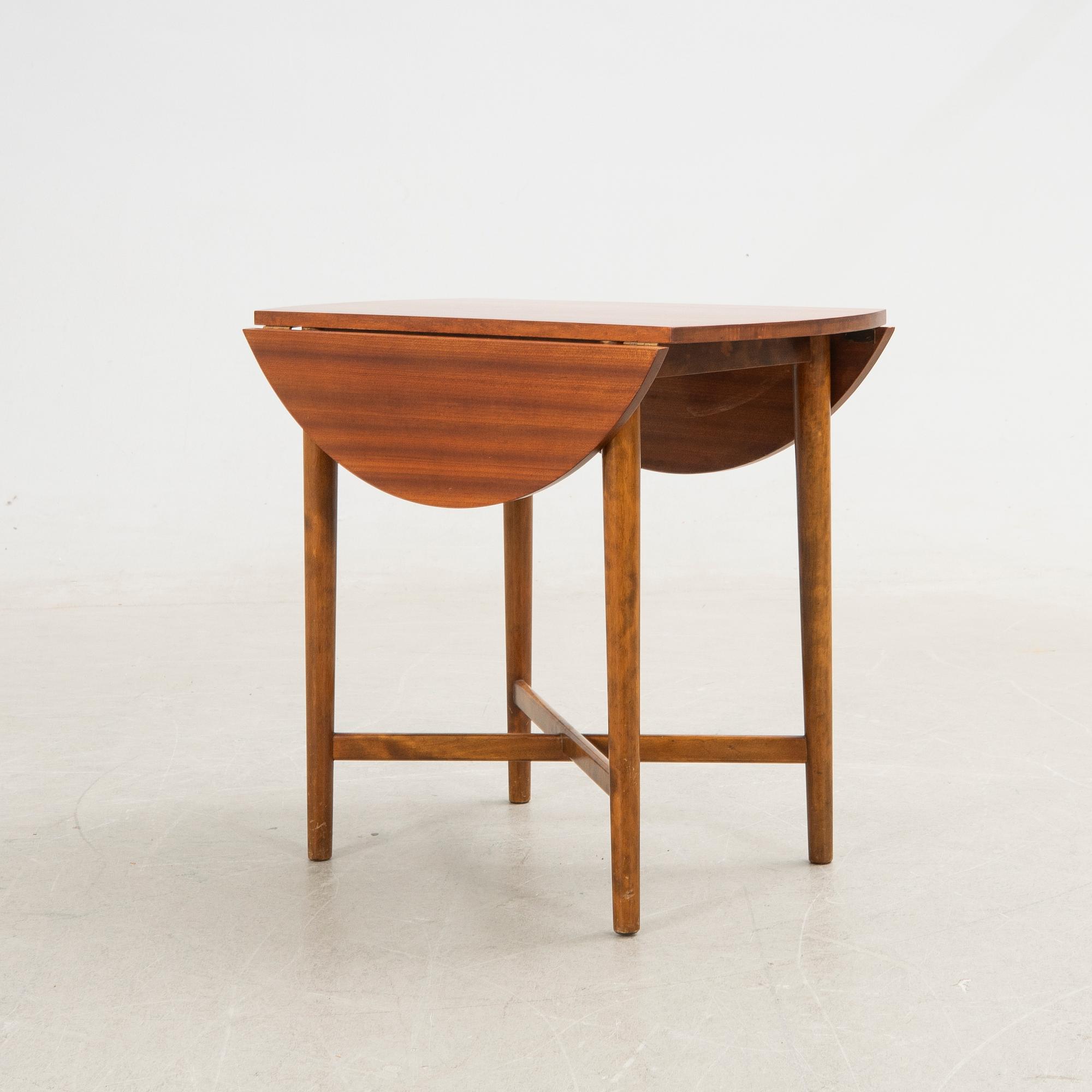 Sidobord, Nordiska Kompaniet, 1900-talets mitt.