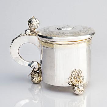 Lorenz Westman, dryckeskanna, delvis förgyllt silver, Stockholm (verksam 1656-1682). Barock.