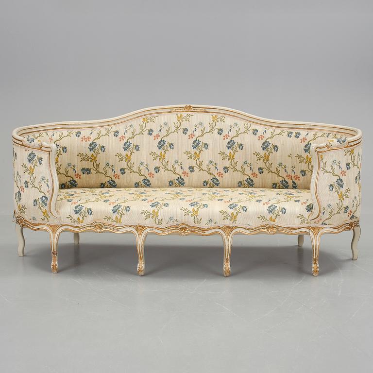 BADKARSSOFFA, rokokostil, 1900-talets första hälft.