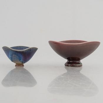 Berndt Friberg, skålar, 2 st, stengods, Gustavsbergs Studio, 1971-75.