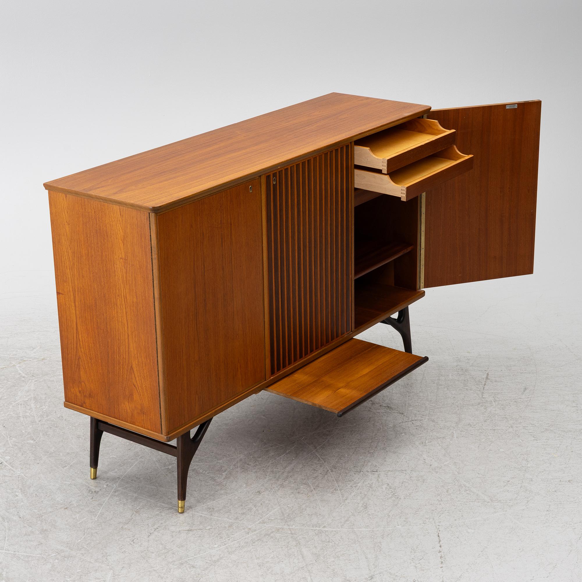 A 1950's sideboard.