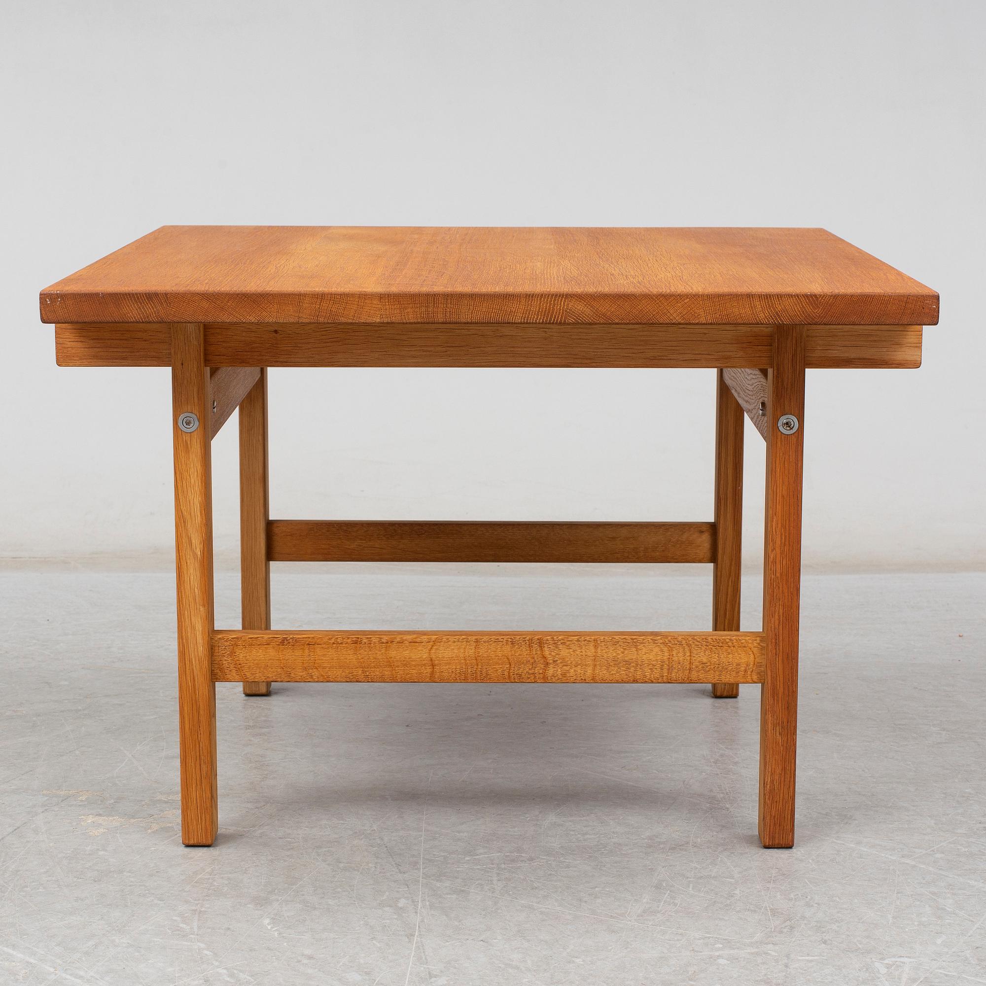 HANS J WEGNER, a table by PP möbler Denmark, from the latter half of the 20th century.
