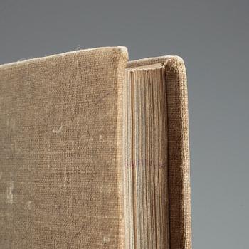 SKYLT, glas, "Kunglig Hovleverantör", 1800-talets slut.