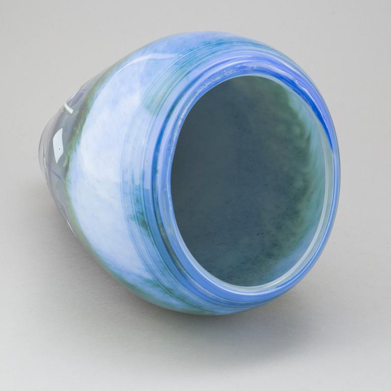 GOLVVAS, glas, Maud Bugge, Hadeland glasbruk Norge, 2001.