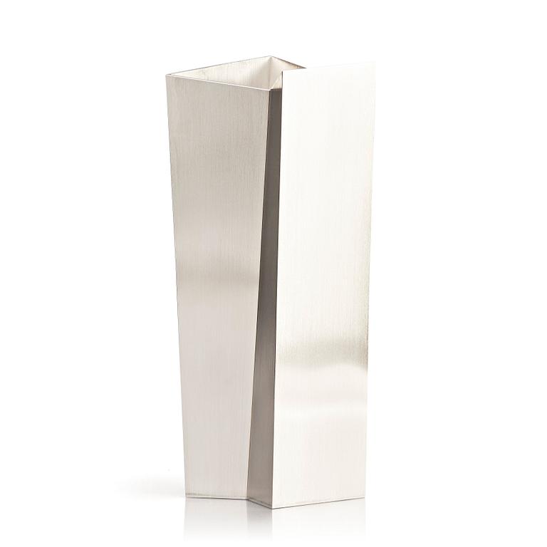 Rolf Lindståhl, a sterling silver vase, Stockholm 2008.