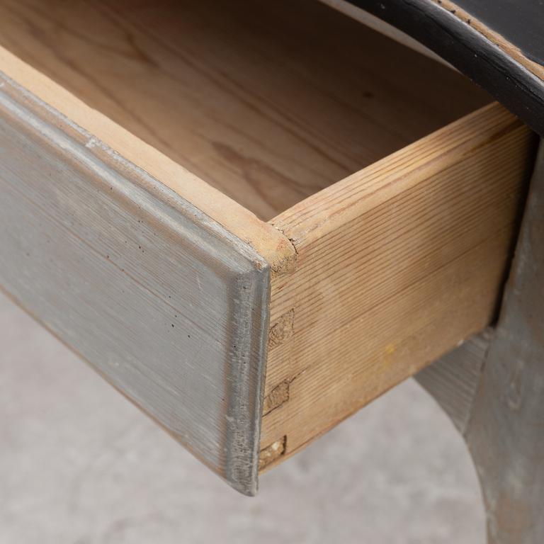 Bord, 1700-talets andra hälft. Rokoko.