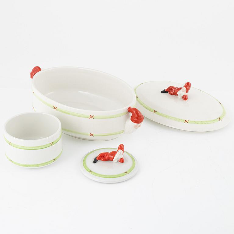A Christmas Dinner Porcelaine Service, "God Jul", Gustavsberg. (51 pieces).