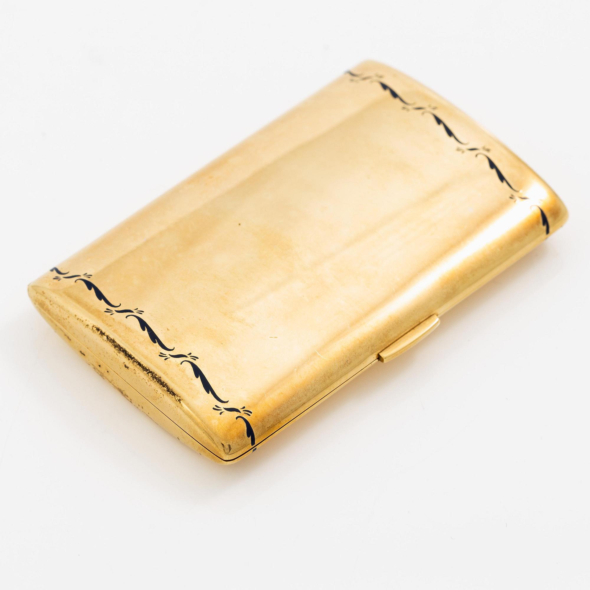 W.A. Bolin a case 18K gold with enamel, 1920.