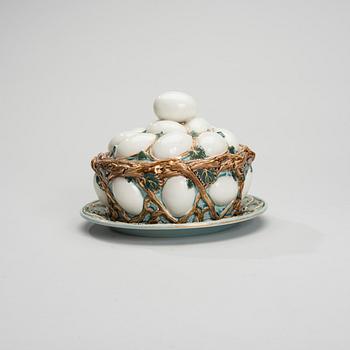 ÄGGSKÅL, porslin, Kuznetsov, Tver, Venäjä 1870-1889.