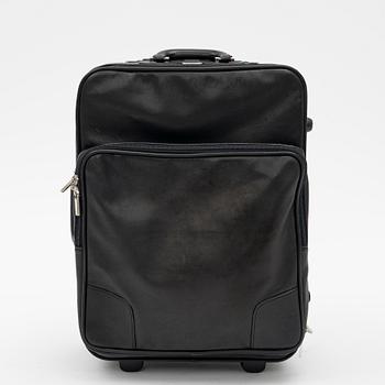 Loewe, kabinväska samt necessär.