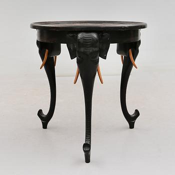 BORD, 1900-talets första hälft.