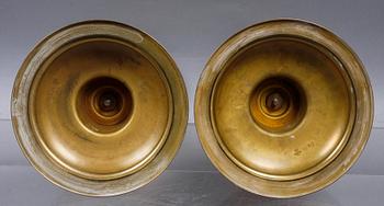 LJUSSTAKAR, ett par, mässing, barockstil, Skultuna, 1900-tal.