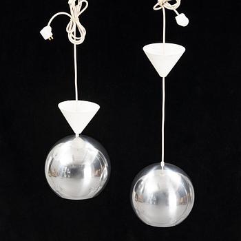 Verner Panton, taklampor, ett par, "Topan" modell VP6, Louis Poulsen, Danmark, 1950-60-tal.