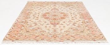 Rug, Tabriz, part silk, approx. 302 x 203 cm.