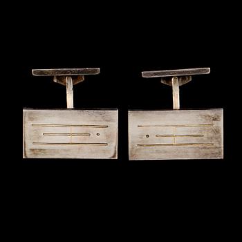 MANSCHETTKNAPPAR, 1 par, sterling silver, Wiwen Nilsson, 1968. Total vikt ca 15 g.