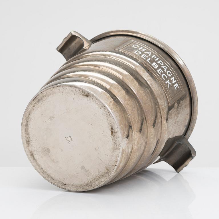 A Champagne cooler bucket, Delbeck, Argit, France.
