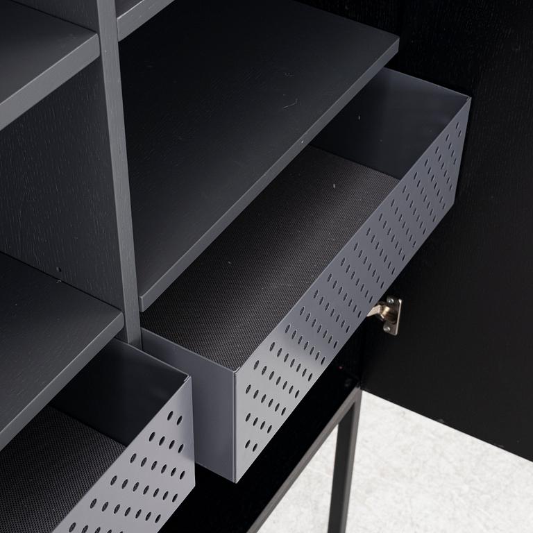 Skåp, ”Barn Cabinet”, Woud, Danmark, samtida.