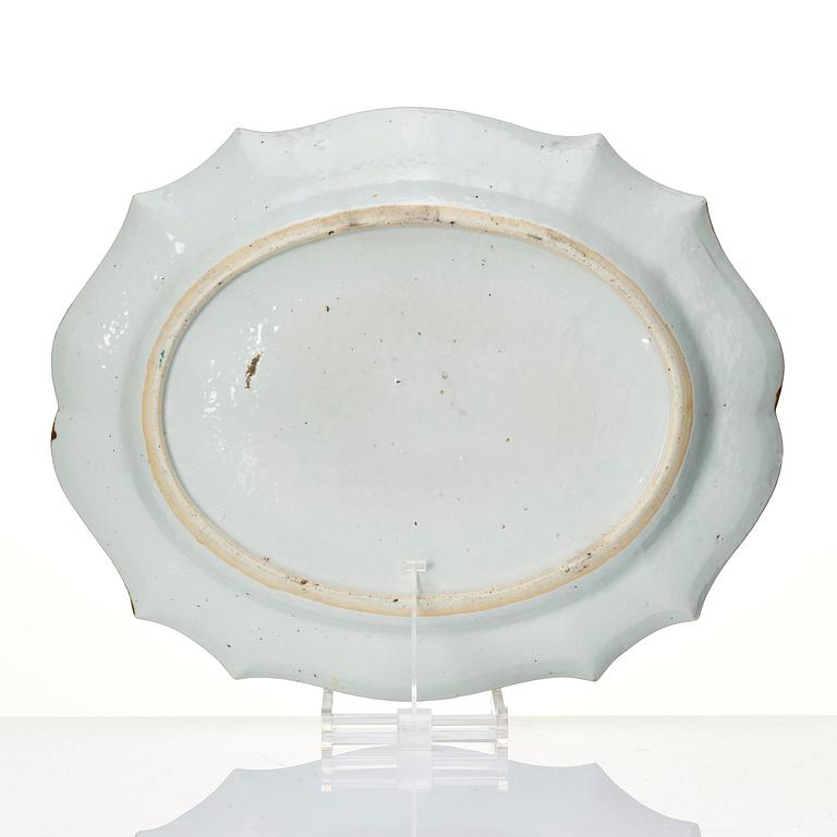 A set of five famille rose serving dishes, Qing dynasty, Qianlong (1736-95).