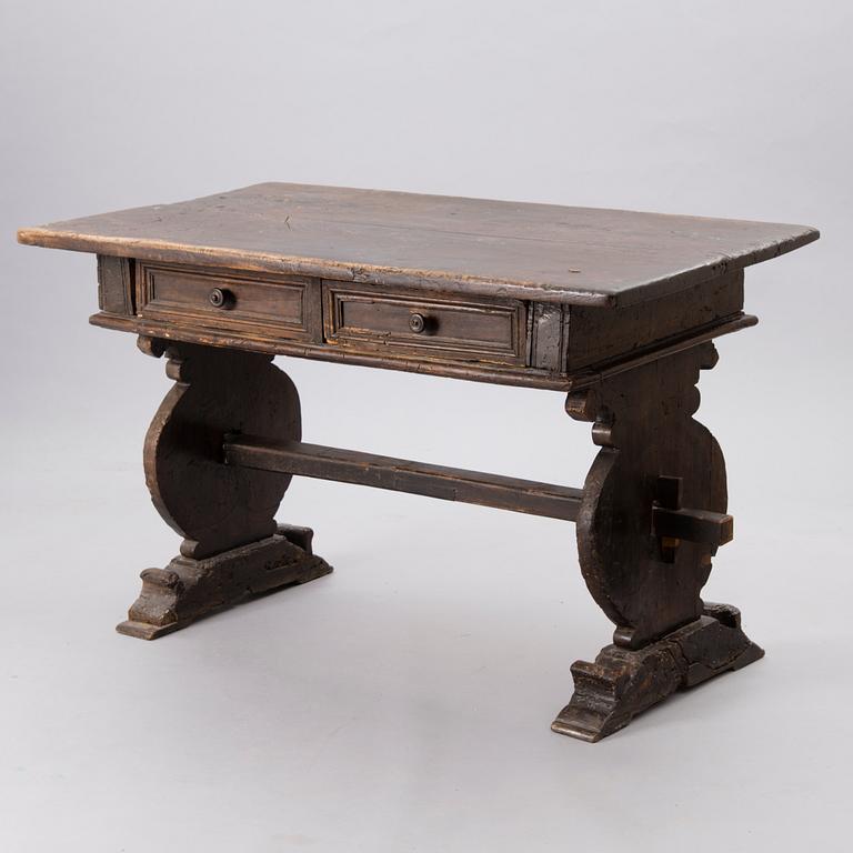 A baroque style wooden table from the 17th/18th Century.