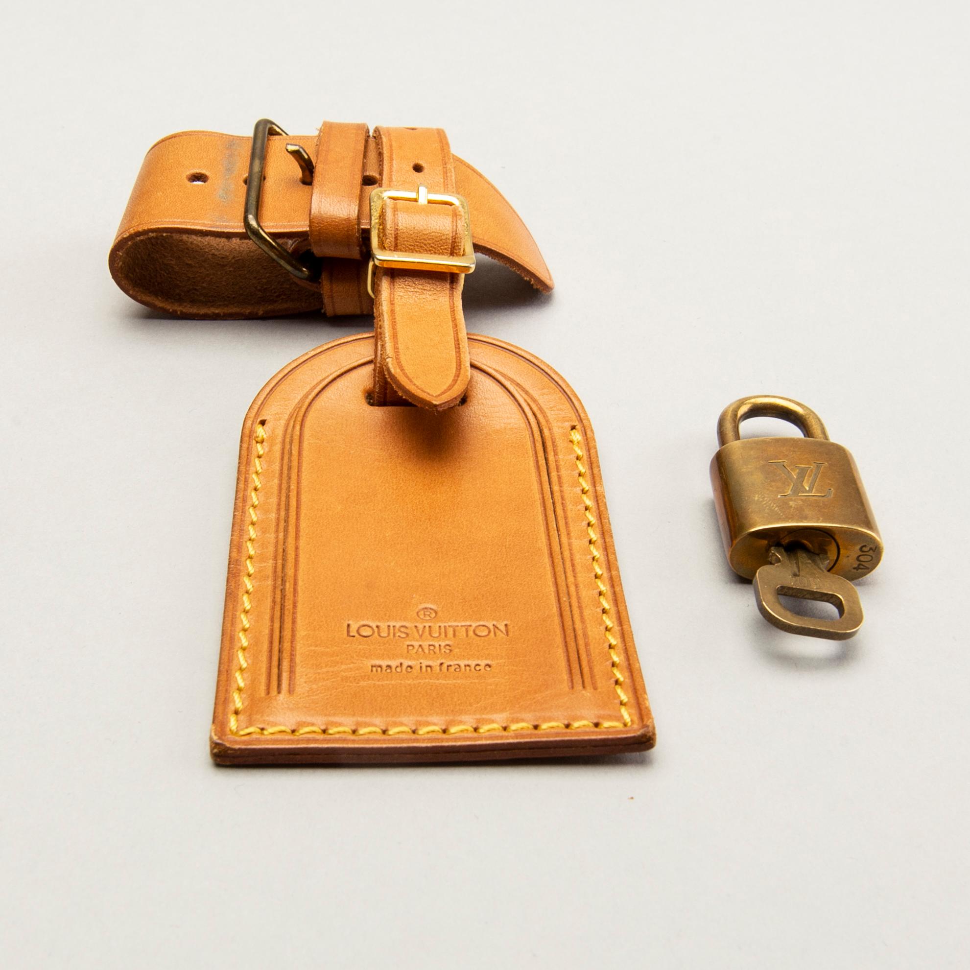 Louis Vuitton, Padlock, Name tag / tag.